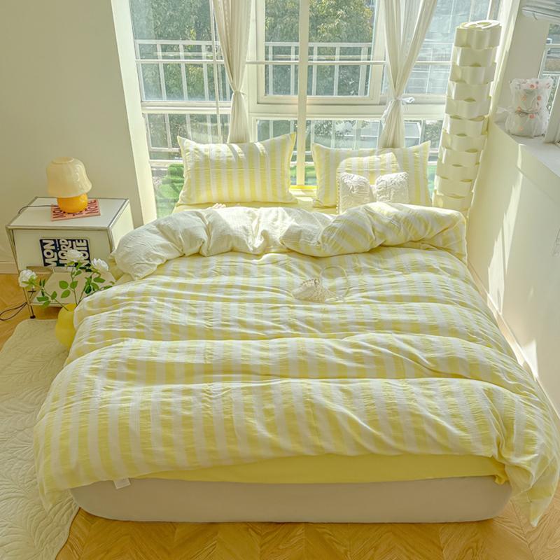 Nordic Bedding Set Ins Popular Striped Duvet Cover Set Bed Sheets Set Single Twin Full Queen Size Skin-Friendly Soft Bedding