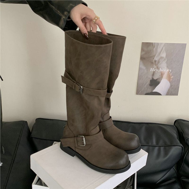 

Маленький толстый каблук высокие рыцарские сапоги носить больше замши и тонкие сапоги-чулки ремень с пряжкой западные сапоги длинные сапоги 40