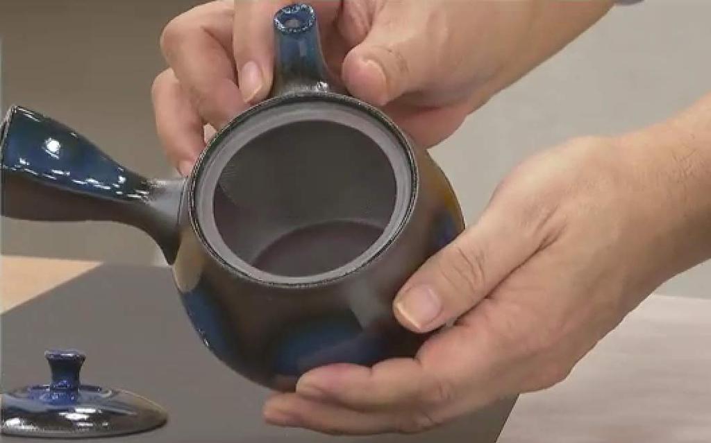 Specially Crafted Rounded Teapot with a Ruri Made In Japan by Banko Ware Glaze, 450ml,