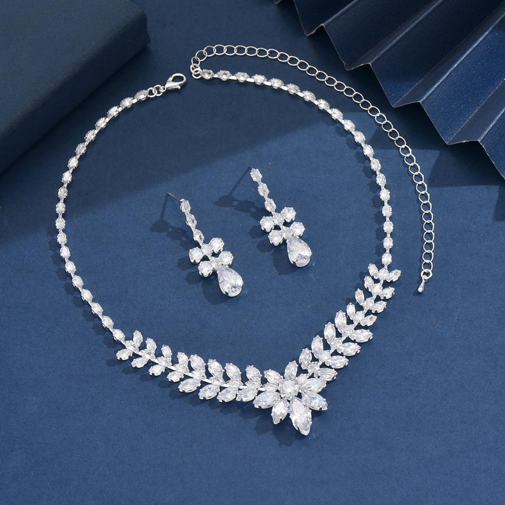 Zircon Necklace Earrings Set Chain Bridal Wedding Dress Dress Dinner Accessories High-End Jewelry Ladies