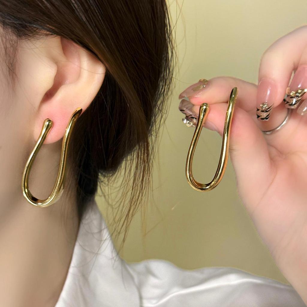 S925 Silver Needle Large Hoop Earrings - Japanese & Korean Style, Fashionable & Versatile, Celebrity-Inspired.