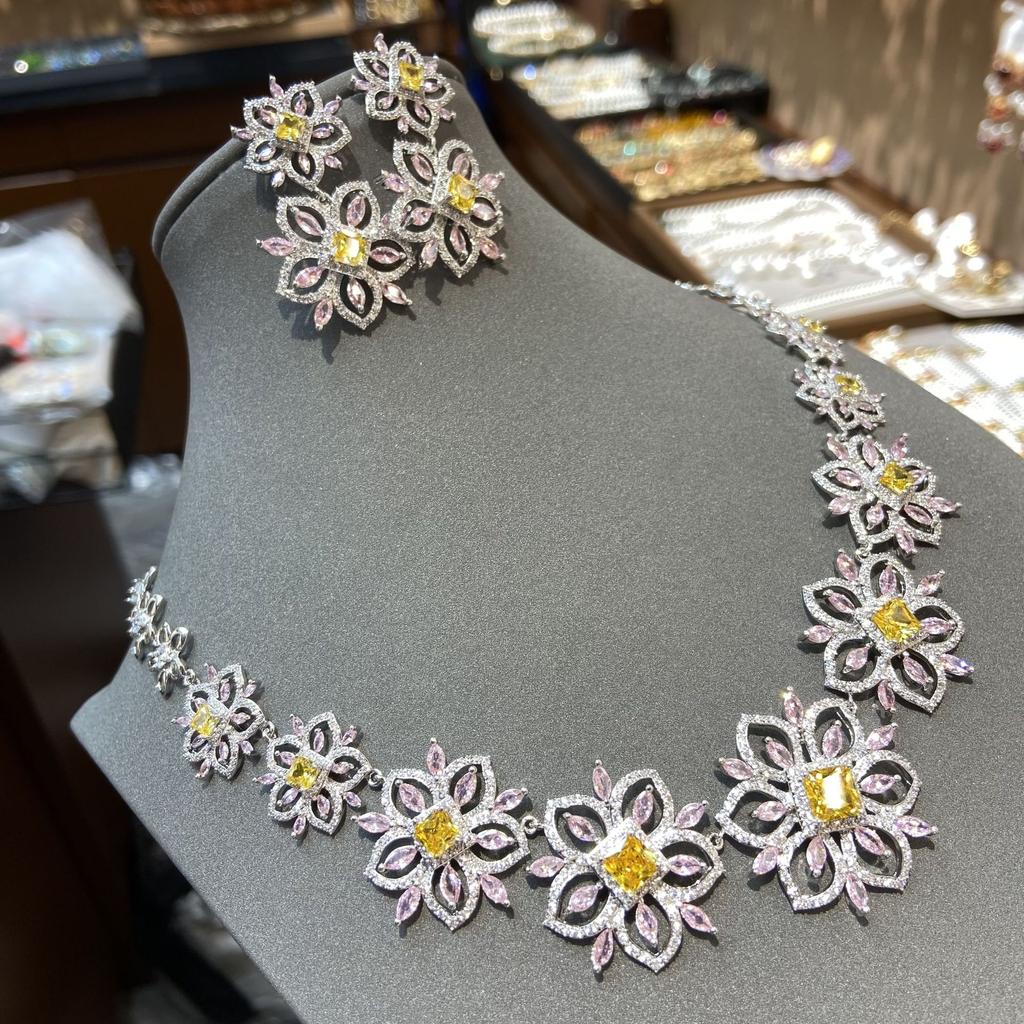 Accessories Pink Flower Necklace Ladies Dinner Wedding Dress Inlaid Zircon Big Flower Earrings Jewelry Crystal