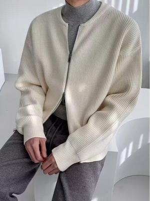 Koreanischer Herren-Strickcardigan in Übergröße – Warm, modisch und vielseitig, trendiger Herbstpullover