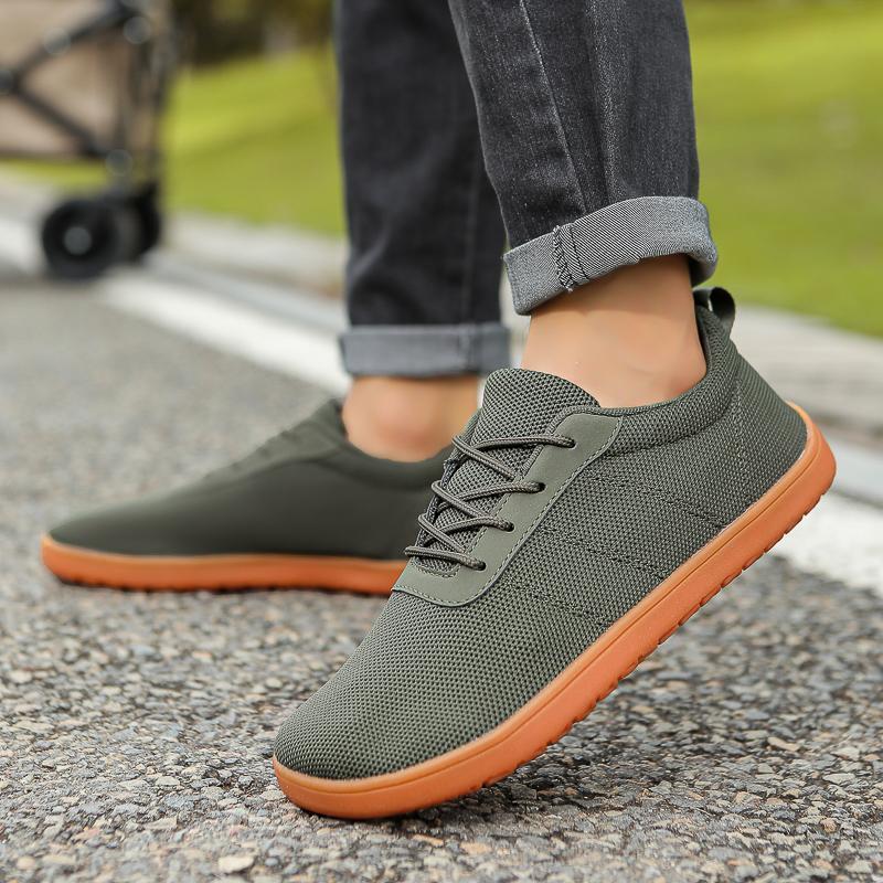 Wide Toe Casual Sports Shoes Breathable Mesh Gym Training Sneakers Light Elastic Fitness Flats Leisure Walking Shoes