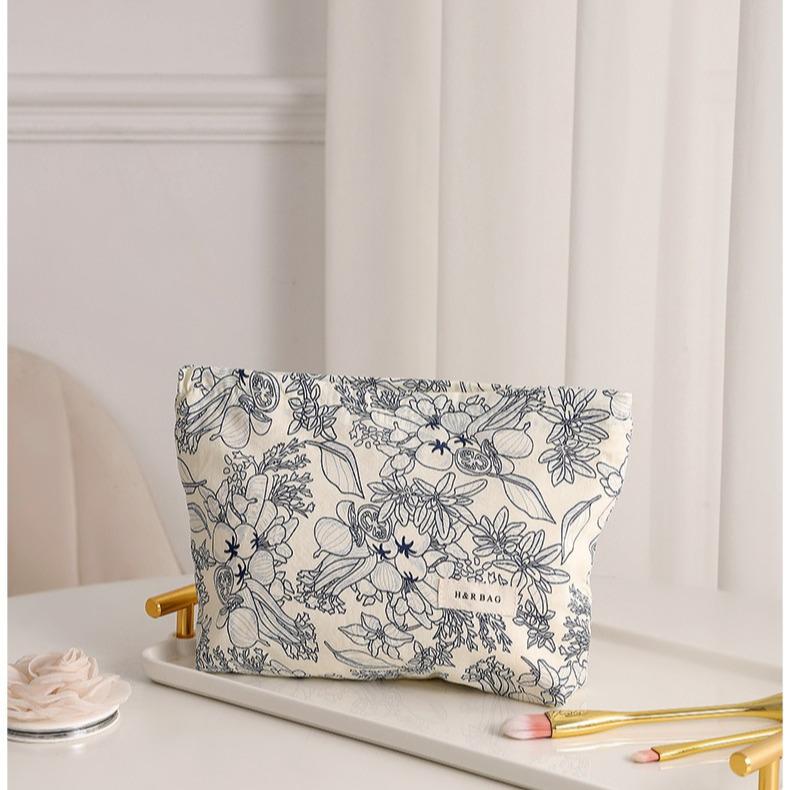 Portable Floral Canvas Cosmetic Bag for Women
