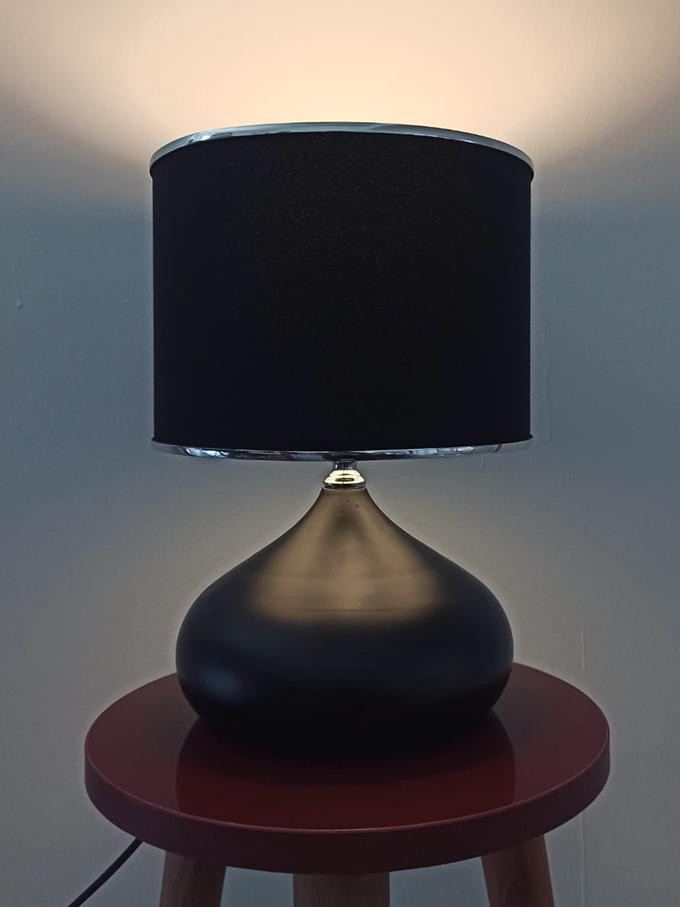 

Serenay Metal Black Body Elite Lampshade Silver Detail Black Headboard