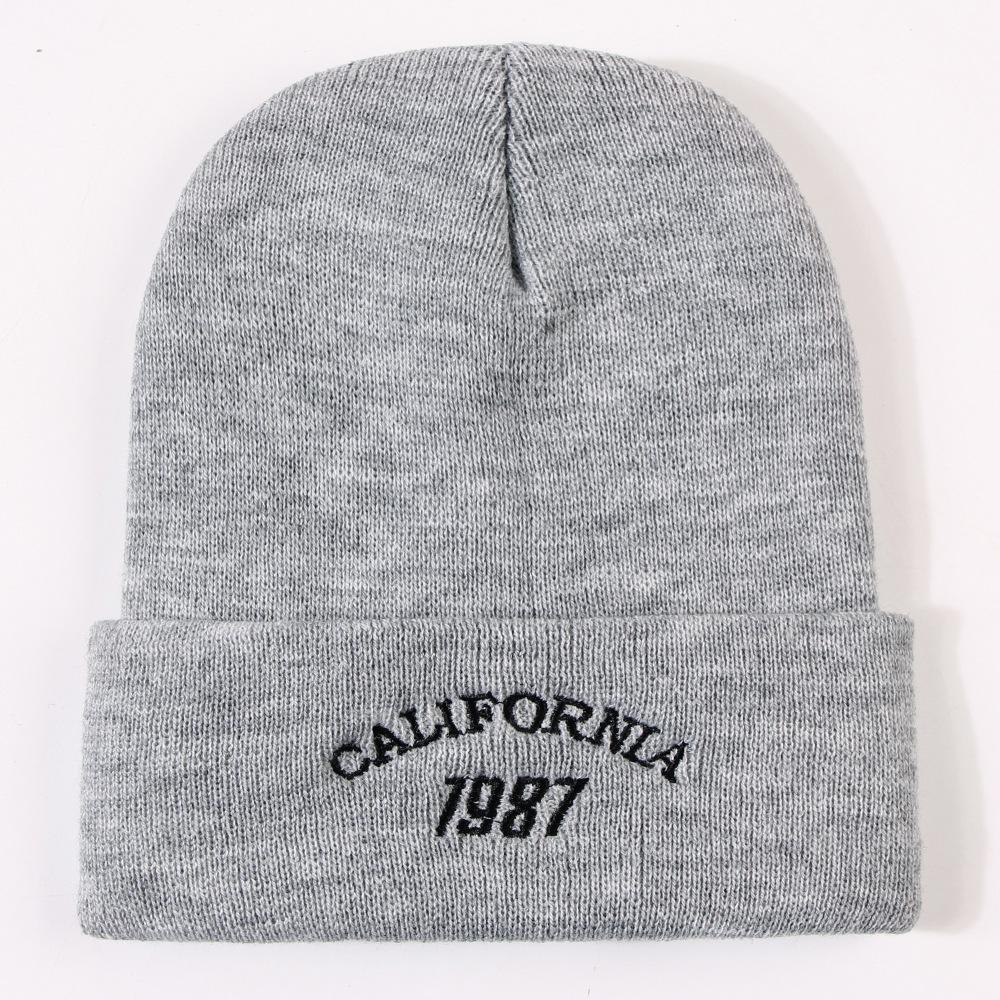 Fashionable Alphabet Hat Numeric Embroidery Unisex Warm Knitted Hatsbeanie