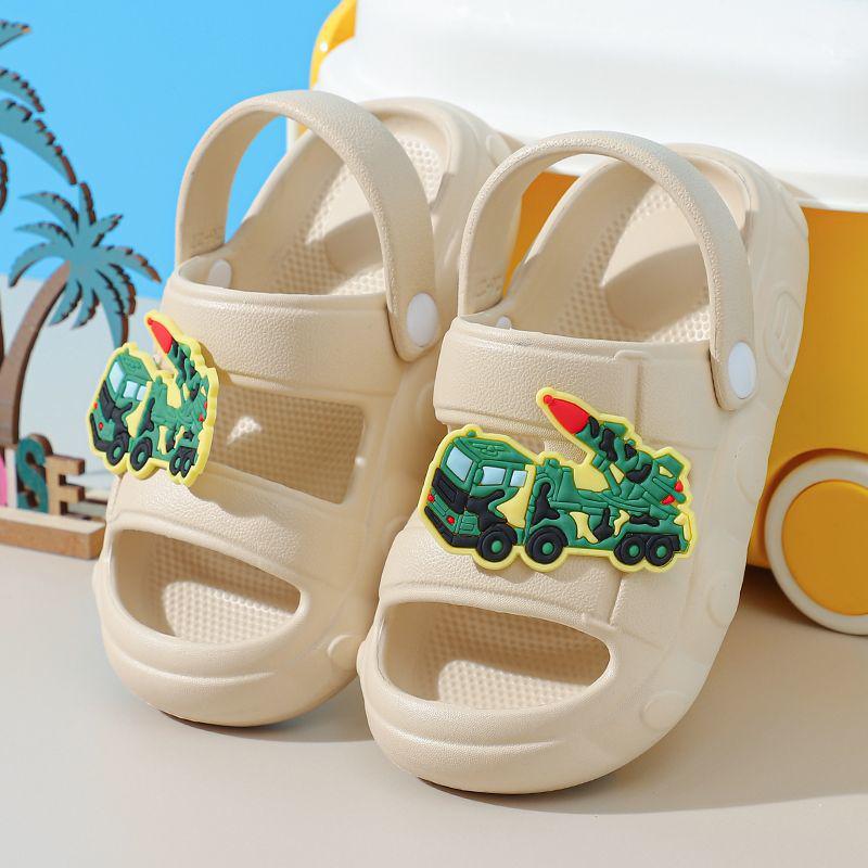 

Kids Military Style EVA Slippers: Boys Summer Anti-slip, Anti-collision Indoor Sandals for Bathroom and Shower. 34-35