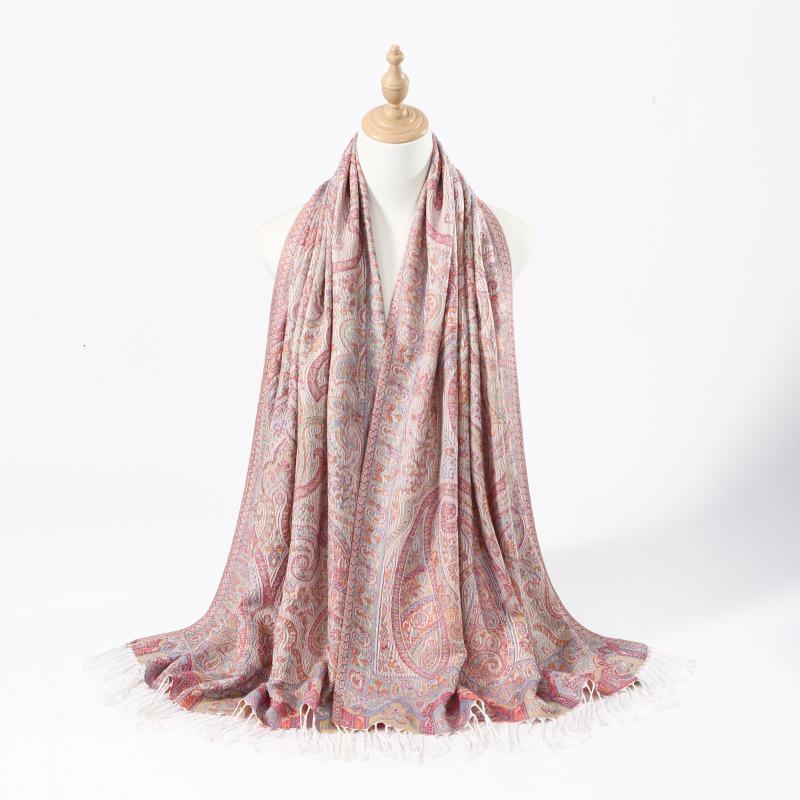Hot-selling cashew fringed jacquard polyester long towel air-conditioned room with warm women's shawl scarf