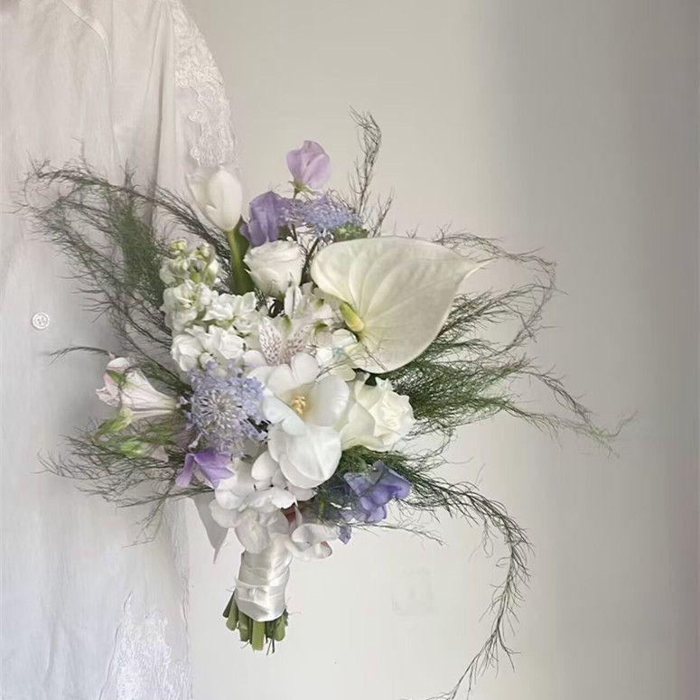 Korean Mori Style Small Fresh Bridal Bouquet for Wedding and Photography