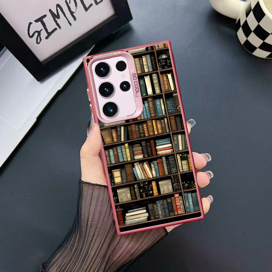Phone Case for Samsung Galaxy S23 S24 S25 Ultra S20 S22 S23 FE Note 20 S21 Plus S24FE Shell Cover Vintage Bookshelf Kitten