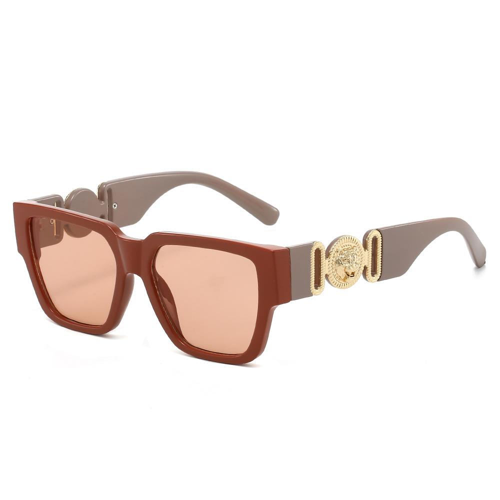 New Luxury Tortoise Shell Square Women Sunglasses with Lion Head Decoration UV400 Protection Stylish Contrast Color