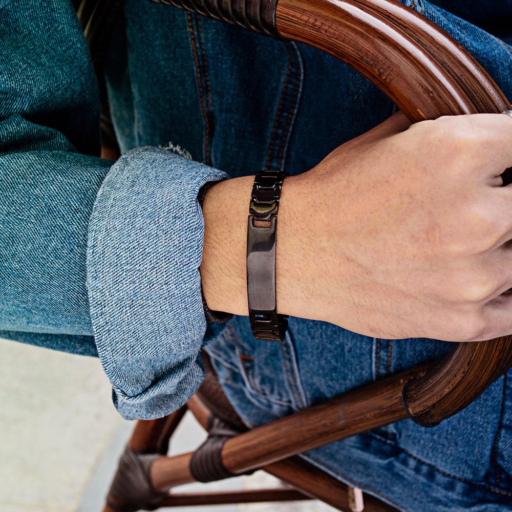 Japanese & Korean Style Men's Black Stainless Steel Engravable Bracelet