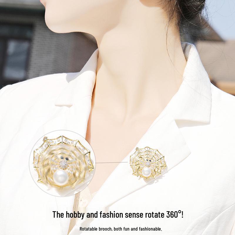 Bo Xin Yun Crystal Spider Brooch: Rotatable, Cute Korean Fashion Jacket Accessory Pin