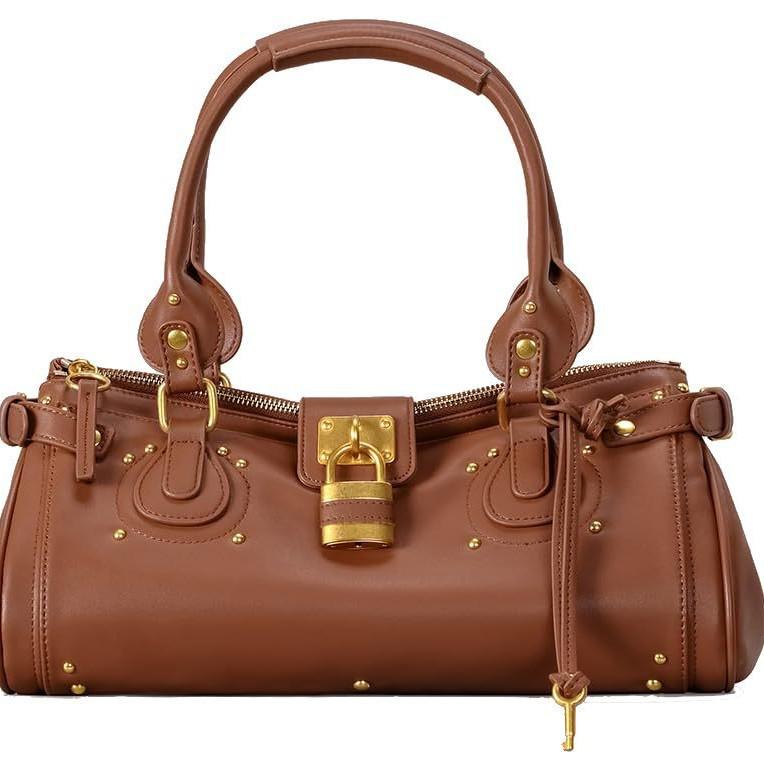 2025 Autumn-Winter Trendy Retro Women's Rivet Shoulder & Underarm Handbag