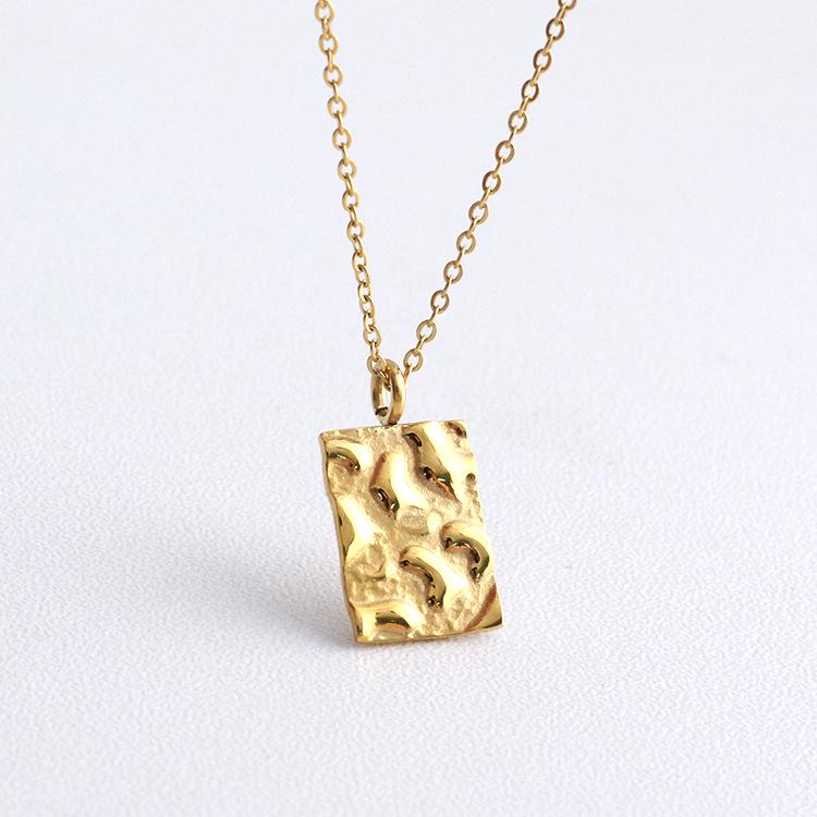 18K Gold-Plated Titanium Steel Pendant, Geometric Round Design, Trendy Style, Similar to Xiaohongshu Necklace.