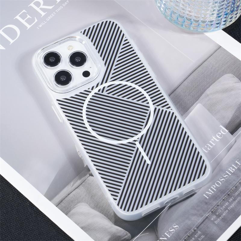 

New Fashion 3D Striped Magnetic Phone Case For iPhone 12 13 14 15 16 Pro Max Plus For Magsafe Wireless Charger Shockproof Cover For iPhone 16 ProMax