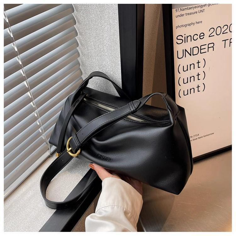 2025 Versatile Retro Dumpling Shoulder & Crossbody Bag