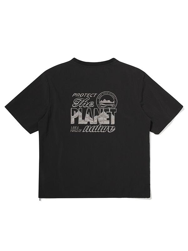 BBC EARTH Kangaroo Pocket Woven Round T-Shirt_Black