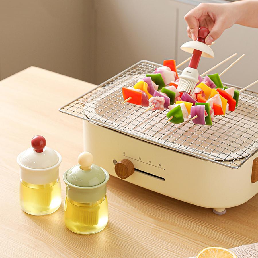 Practical 2-in-1 Oil Brush Bottle Oil Pot Sauce Vinegar Bottle Silicone Oil Brush Temperature Resistant Oil Bottle
