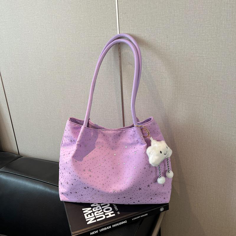 Trendy Large Capacity Tote Bag for Women - Stylish and Durable Shoulder Bag for Students and Commuters