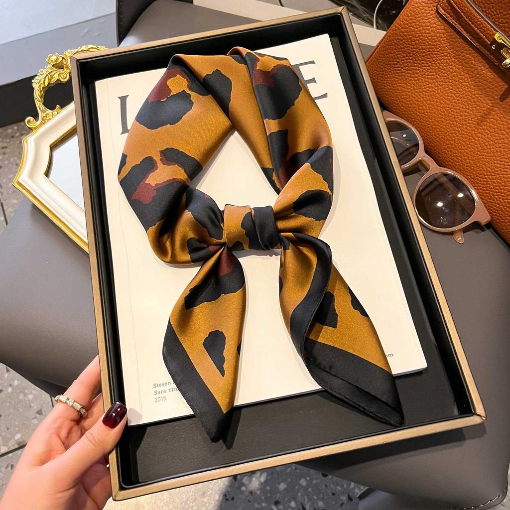 Silk Scarf Women'S Decoration High-End Small Square Scarf Versatile Trend Imitation Silk Scarf Tied Bag Streamer Thin Scarf