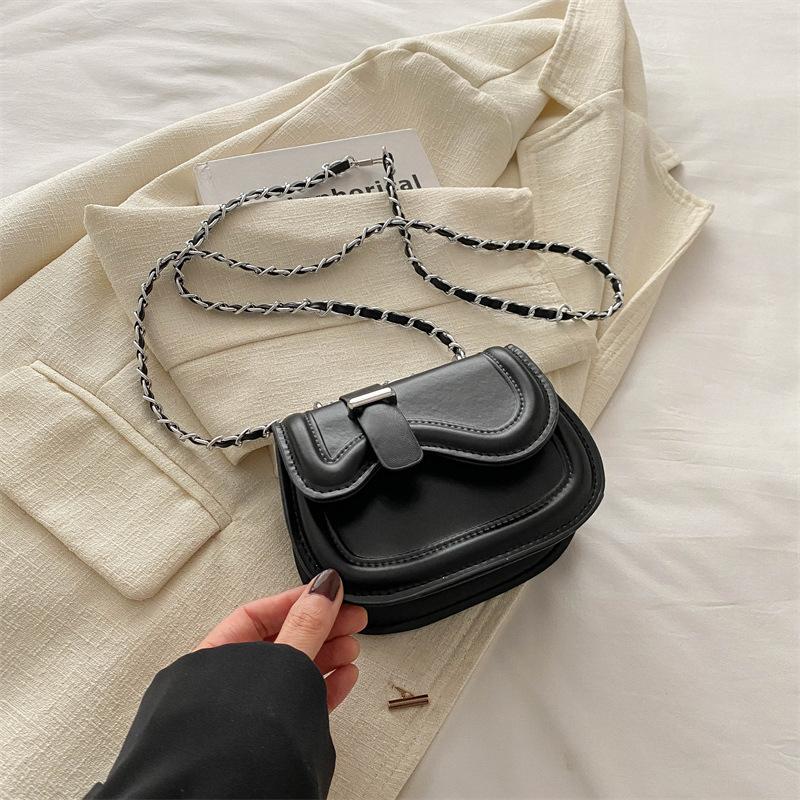 

Однотонная текстура простая модная маленькая сумка женская сумка-цепочка весенняя универсальная сумка-мессенджер седельная сумка чёрный