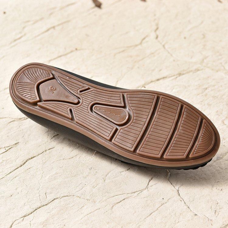 

Casual large size comfortable casual autumn new women s soft sole flat heel Doudou single shoes 42 темно-коричневого кольору