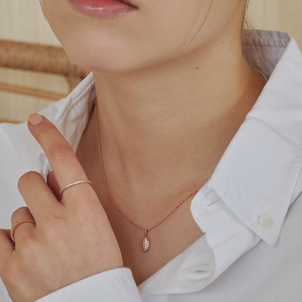 Loveenb [14K Gold] Lua Almond Lab Diamond Pendant