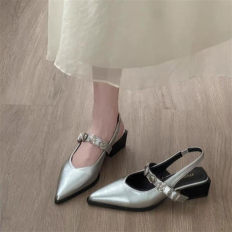 Fashion French Pointed Sandals Womens 2025 Summer New Fashion Light Mouth Metal One-Word Buckle Casual Womens Shoes