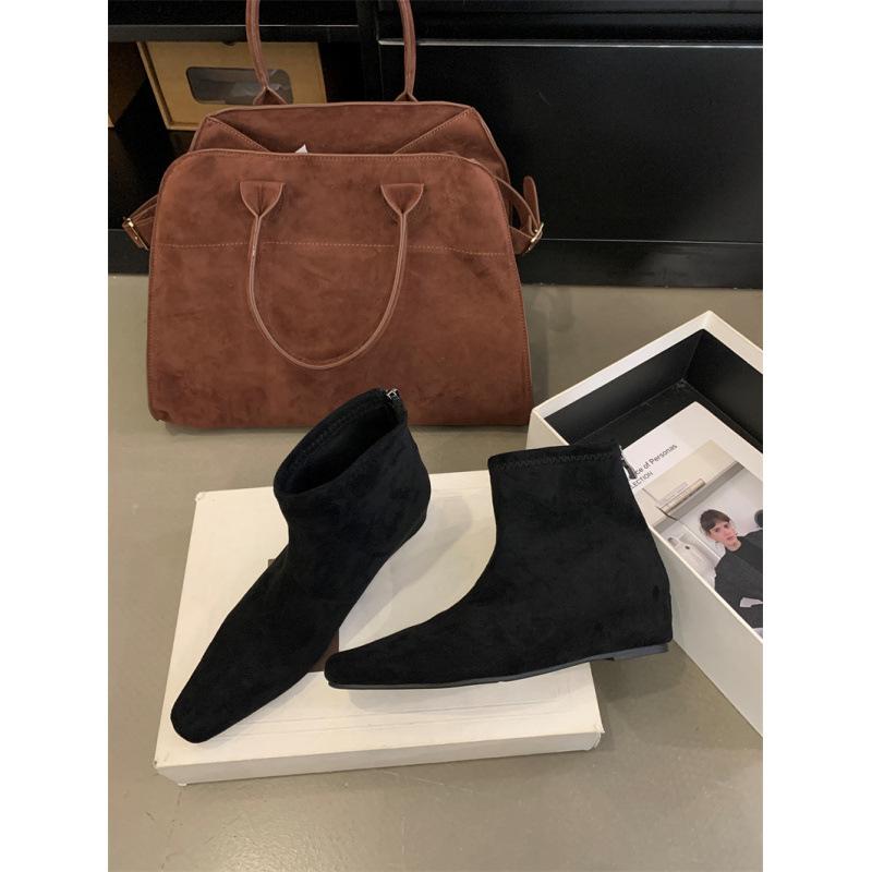 

2025 комплексные короткие ботинки на маленьком квадратном каблуке с внутренней высотой 35