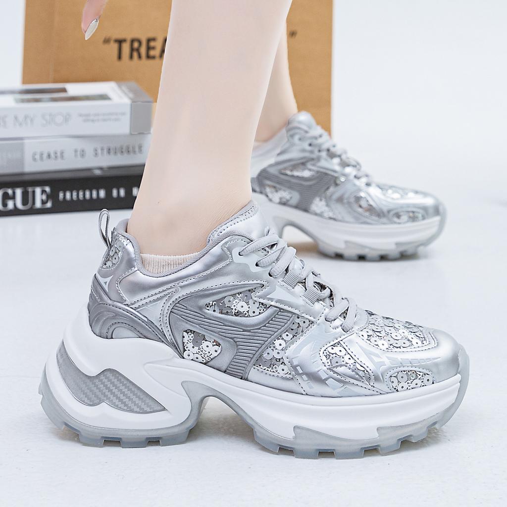 Thick-soled heightening dad shoes for women in winter and autumn 2025, new fashionable warm and breathable hollow sequined casual shoes for women