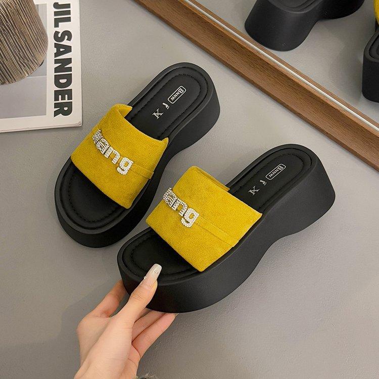 

[youshilai] thick-soled one-word slippers for women to wear 2025 summer new muffin soles heightening sandals for women 35