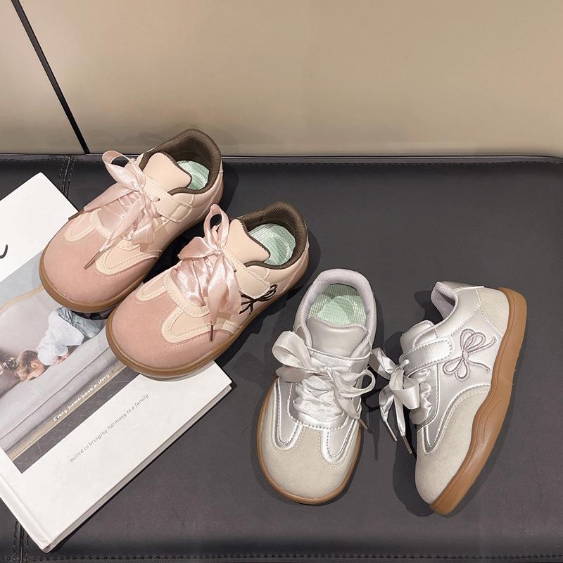 

Детская повседневная обувь Осенние кроссовки для девочек с вышитым бантом Модные кроссовки для маленьких девочек 23-25 розовый