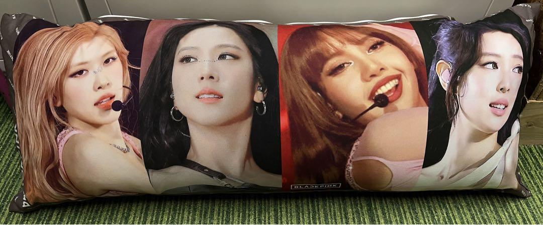 

[Б/У] Подушка Black Pink 67 см