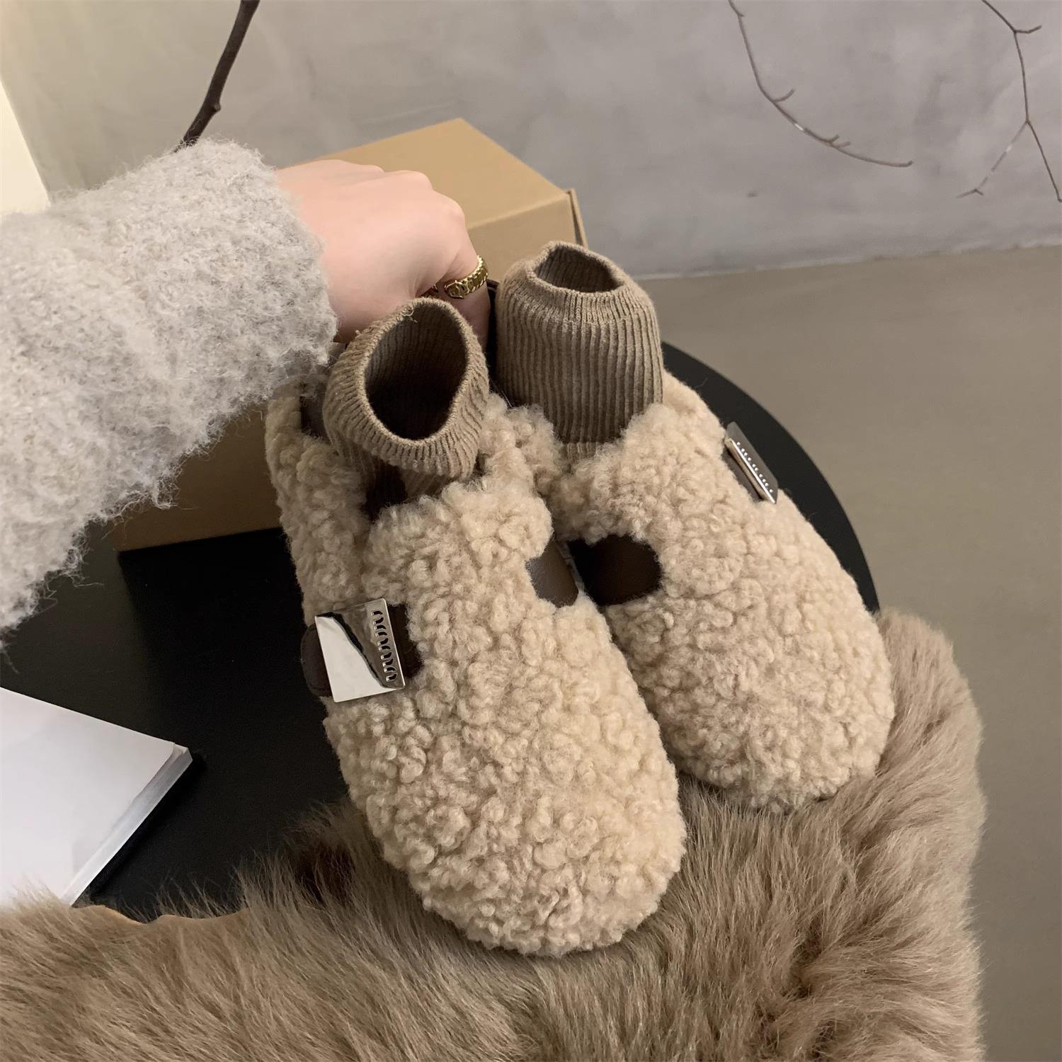 

Lamb wool shoes women s winter wear 2024 new Korean version retro flat one-pedal bean shoes women s velvet cotton shoes 35 хаки