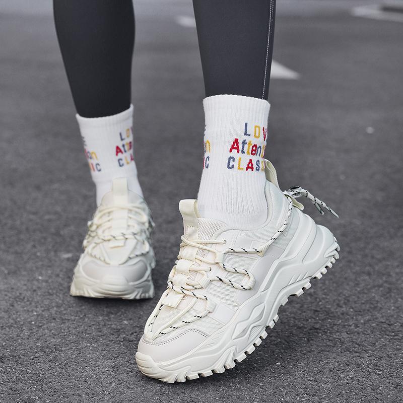 Schuhe männer Turnschuhe Männlichen lässig Herren Schuhe tenis Luxus schuhe Trainer Rennen Atmungsaktive Schuhe mode müßiggänger laufschuhe für männer