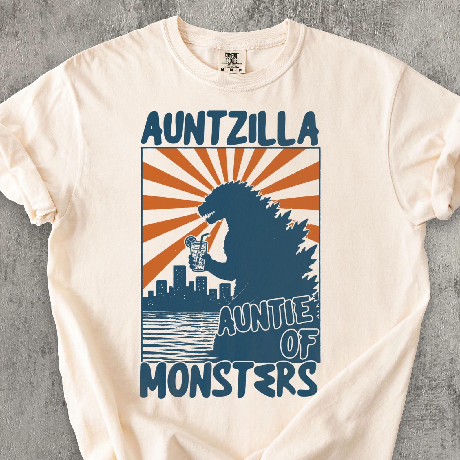 Funny AunT shirt, Auntzilla Tee, Auntie Of Monsters Shirt, Godzilla Aunt Gift, Cool AunT shirt, Retro Aunt Graphic Tee, Comfort Colors L