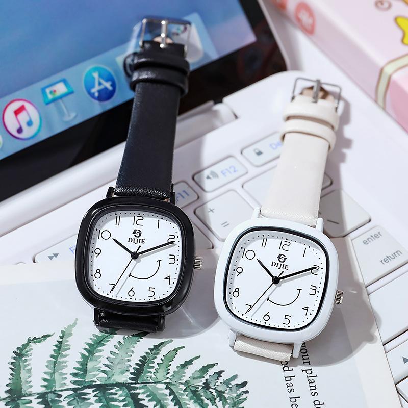 Vintage Small Square Girl'S Watch Junior High And High School Student Simple And Small Design Sense Prefectural Style Quartz
