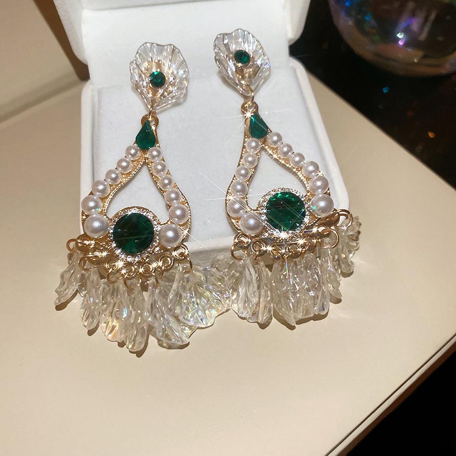 Emerald diamond leaf fringed earrings light luxury stud earrings women's European and American earrings