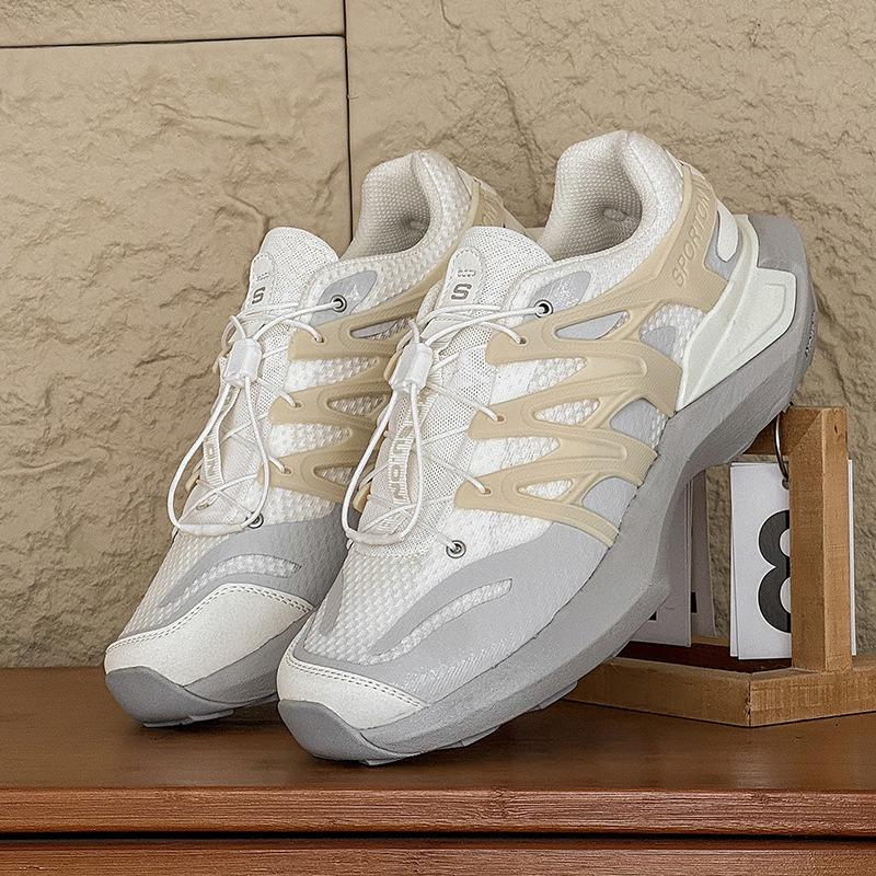 Adult Men's and Women's Breathable Low-top Running Shoes Fashion Outdoor Hiking Hiking Shoes Casual Shoes