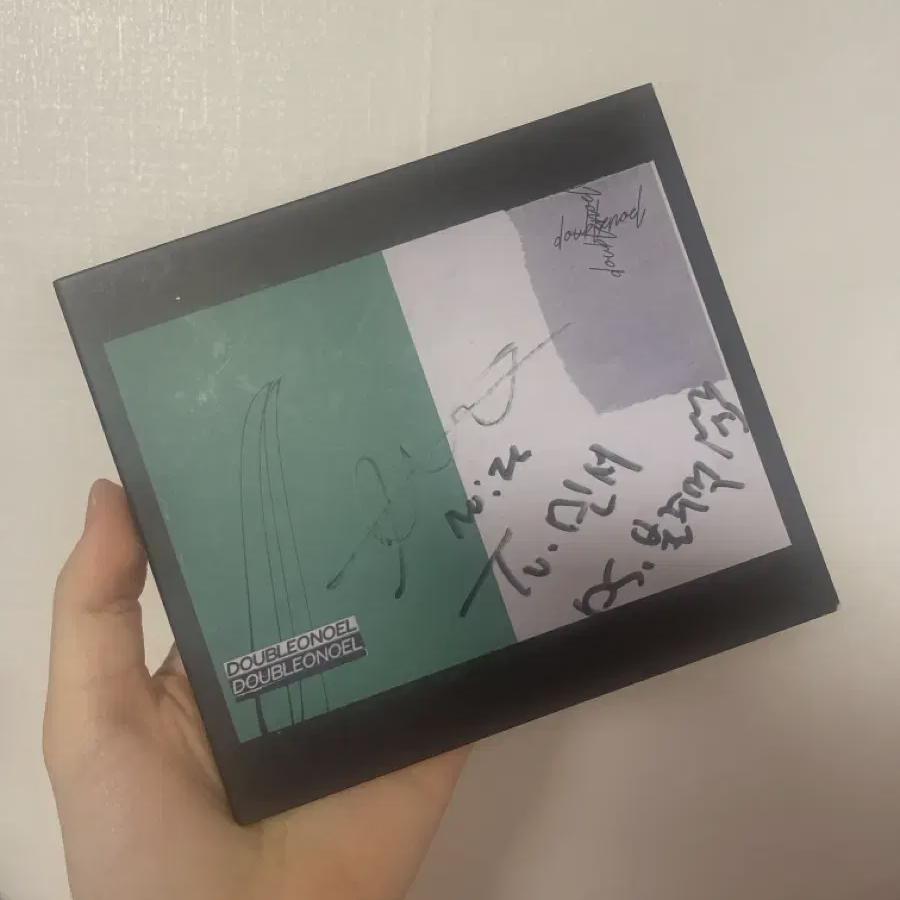 

CD Doubleonoel с автографом Ноэля