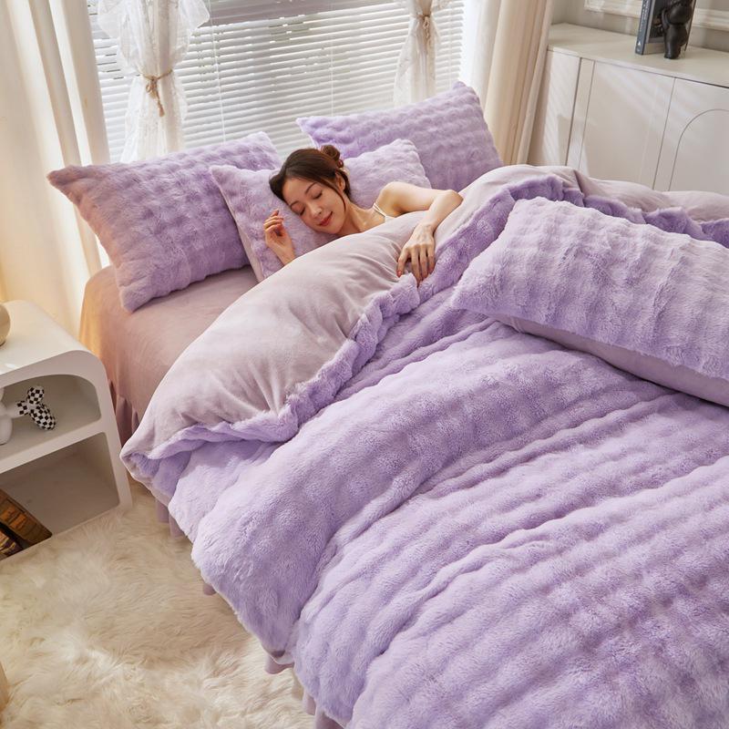 Premium Winter Rabbit Fur Plush Four-Piece Set: Thickened Coral Fleece & Milk Velvet Duvet Cover with Faux Fur Three-Piece Bed Sheet Set.