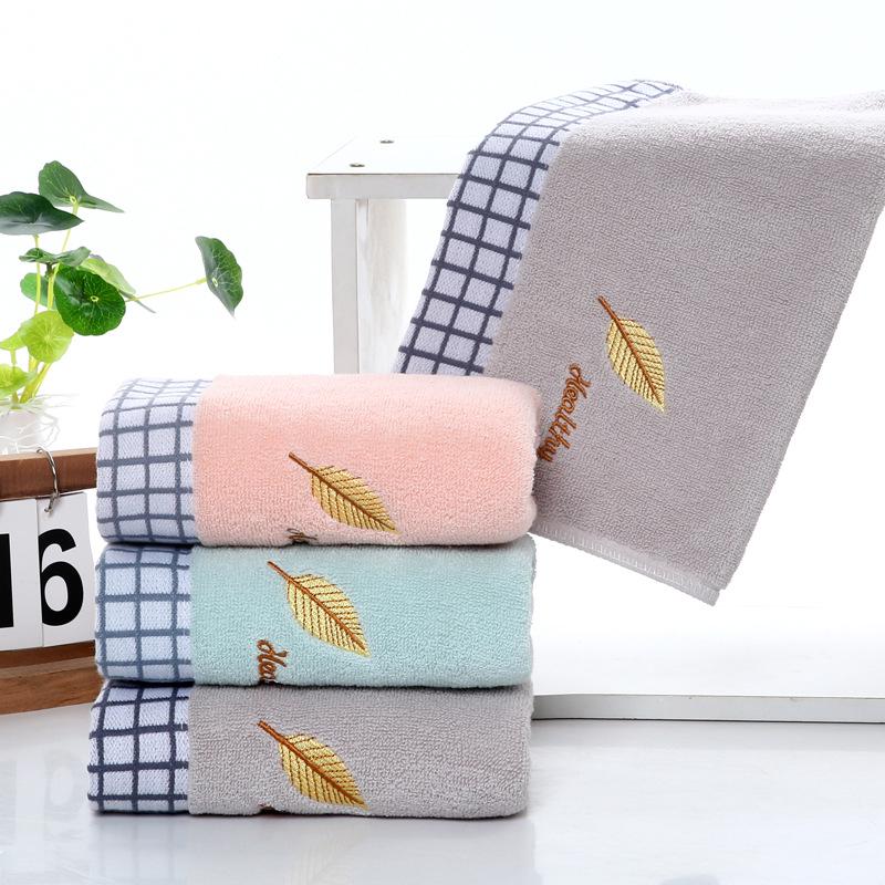 

Вышитое хлопковое полотенце для лица - Идеально для защиты труда в супермаркете, подарков и использования взрослыми 34x74 cm