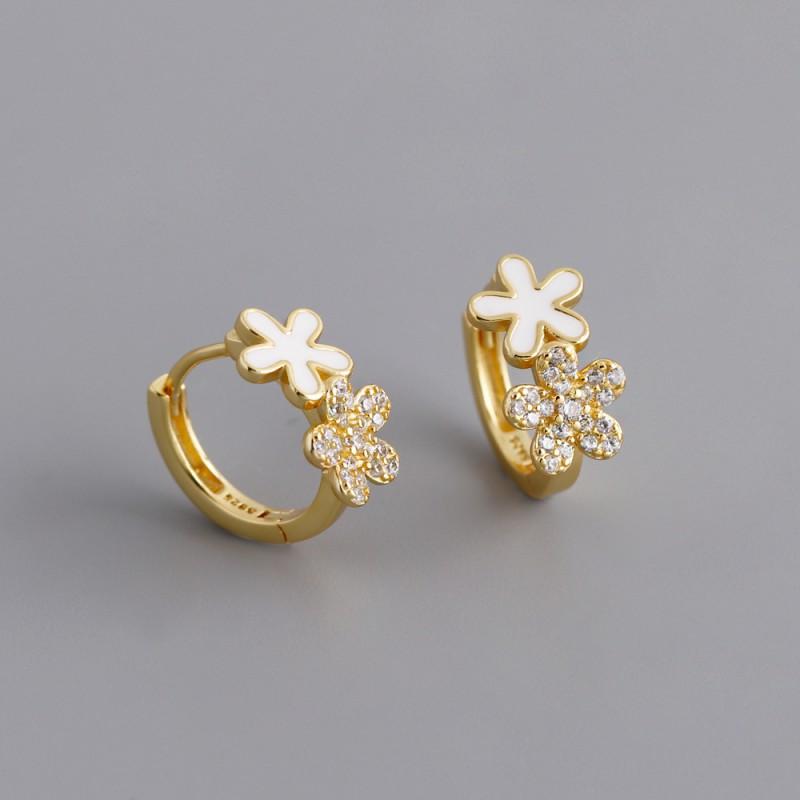 Sterling Floral Stud Earrings With Resin Petals Zirconia Accents Women Fashion Daily Wear 925 Sterling Silver