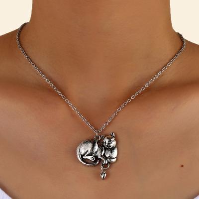 New Retro Antique Gold /Silver Color Mysterious Animal Cat Miss Necklace for Men and Women Personalized Trendy Jewelry