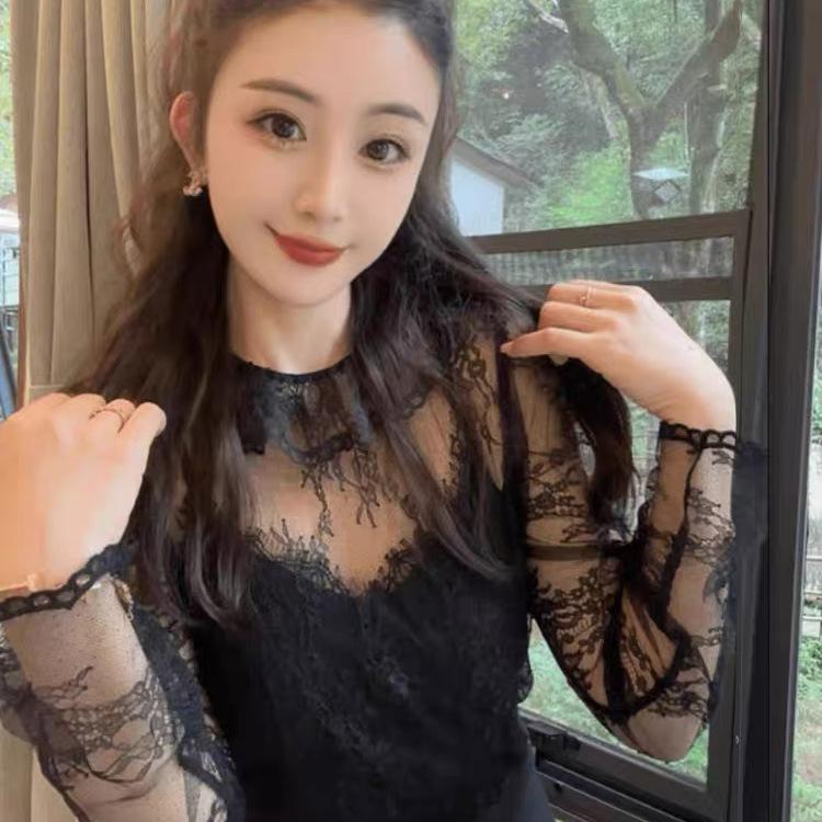 

Chic Layered Lace Mesh Long-Sleeve Top for Autumn and Winter M