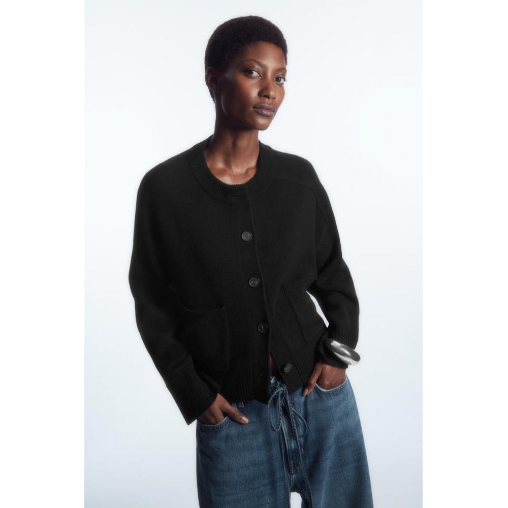 

Шерстяной кардиган COS Japan с круглым вырезом