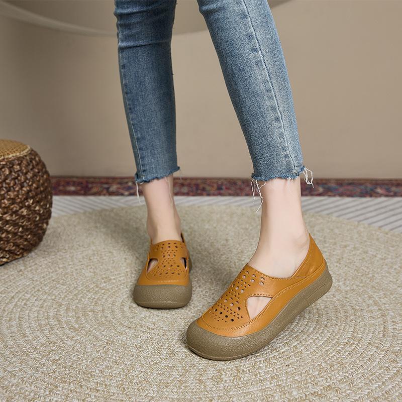Fashion Cowhide Soft-soled Leather Mother Shoes, Middle-aged and Elderly Hollow Breathable Sandals, Anti-slip Women's Flat Shoes
