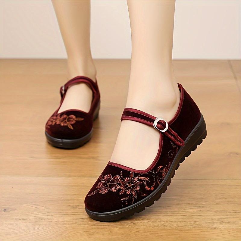 Women's Soft-Soled Non-Slip Casual Cloth Shoes for Middle-Aged and Elderly Flat-Soled Breathable Slip-On Mom Shoes for Seniors